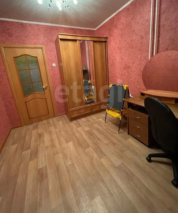 квартира г Тобольск р-н мкр 9 34А фото 5