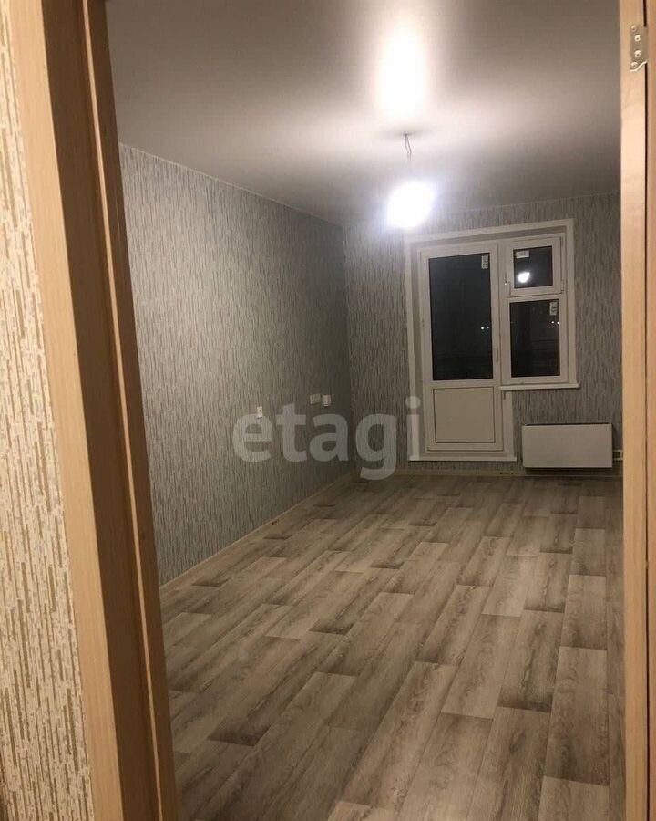 квартира г Красноярск р-н Железнодорожный ул Калинина 31б фото 1