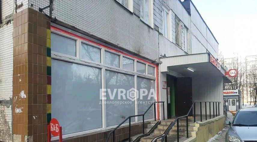 торговое помещение г Ульяновск р-н Засвияжский ул Камышинская 12б фото 5
