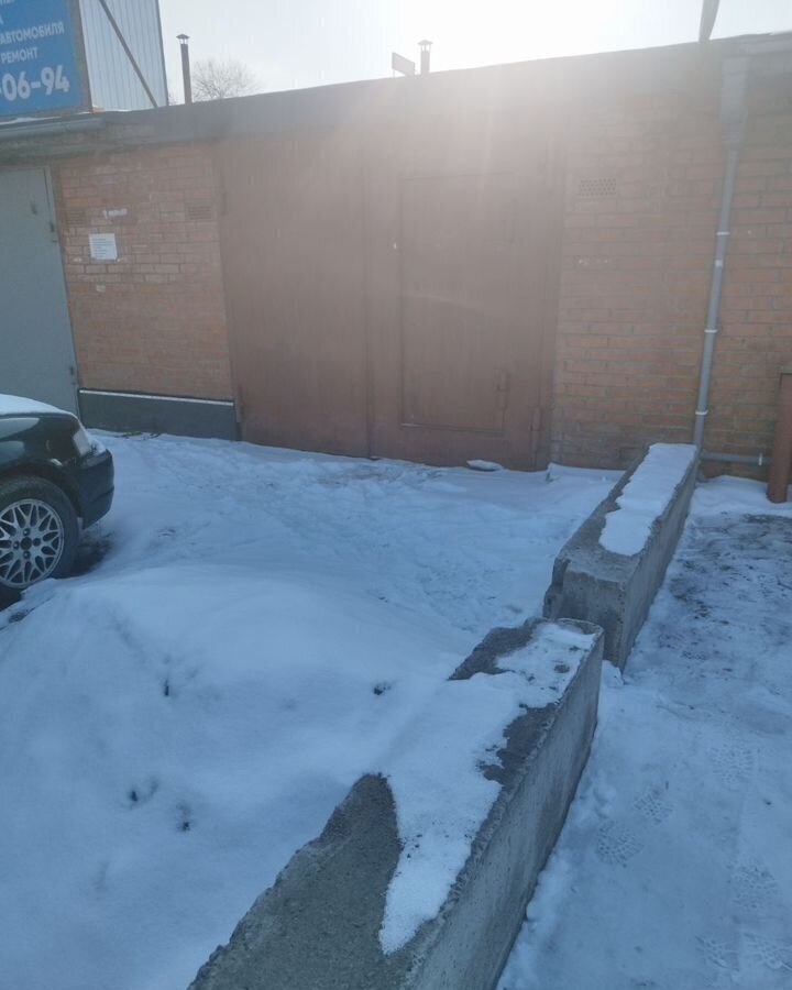 гараж г Красноярск р-н Свердловский ул Затонская 22/1 фото 3