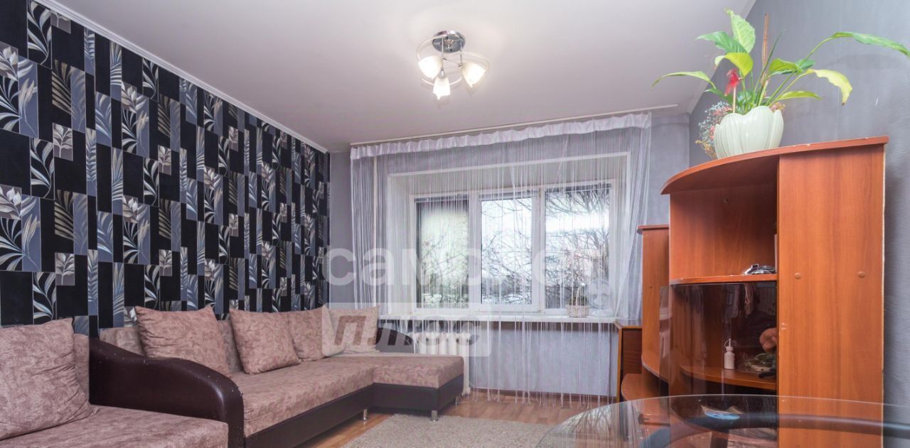 комната г Уфа р-н Октябрьский пр-кт Октября 56 фото 1