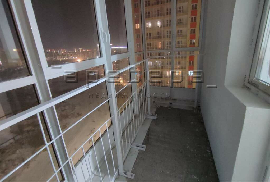 квартира г Красноярск р-н Центральный ул Караульная 39в ЖК «Квадро» фото 7