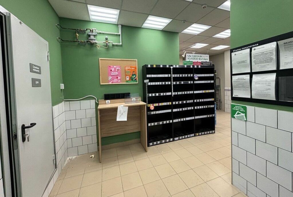 торговое помещение г Екатеринбург р-н Железнодорожный Машиностроителей пр-кт Космонавтов 9б фото 5