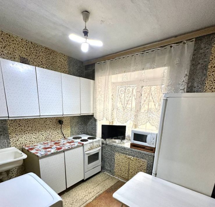 квартира г Тюмень р-н Ленинский проезд Геологоразведчиков 16 фото 1