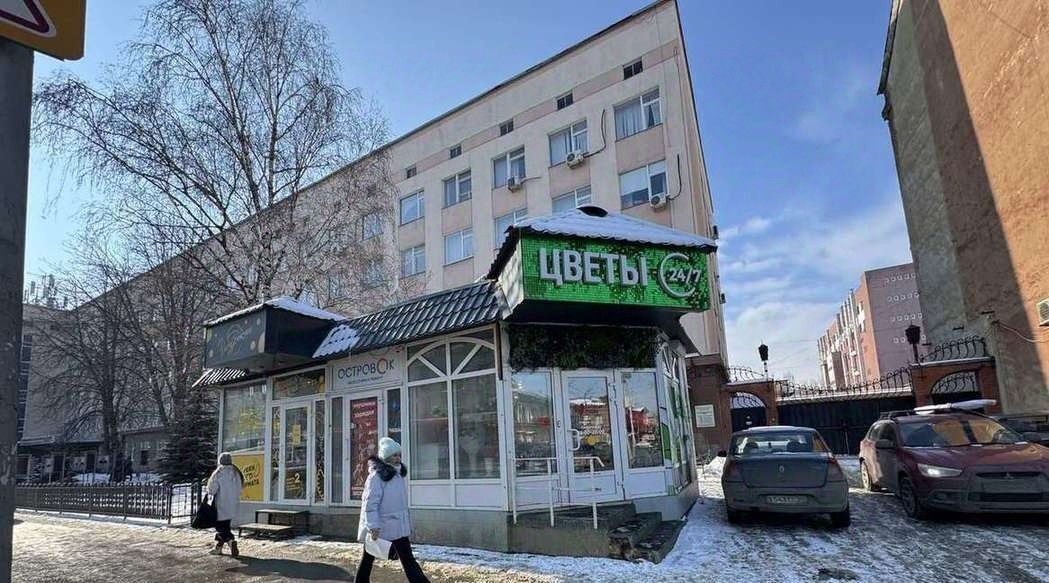 торговое помещение г Саратов р-н Октябрьский ул им Чапаева В.И. 49а фото 2