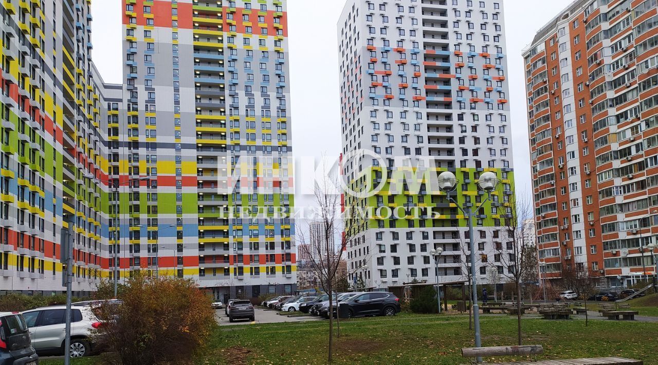 квартира г Москва метро Молодежная ул Ярцевская 24к/1 фото 16