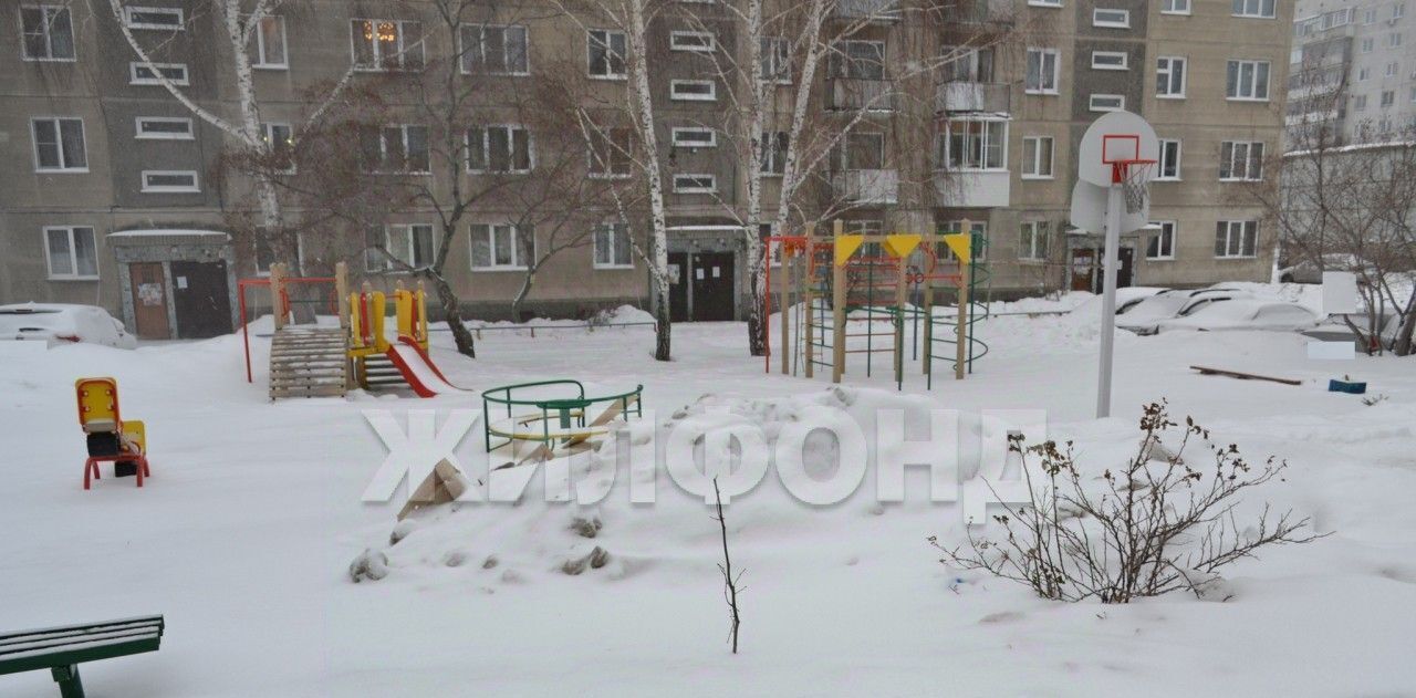 квартира г Новосибирск ул Троллейная 22 Площадь Маркса фото 18