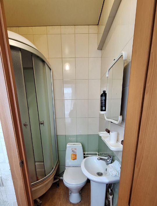квартира г Омск р-н Советский Заозёрный ул Бархатовой 6а фото 16