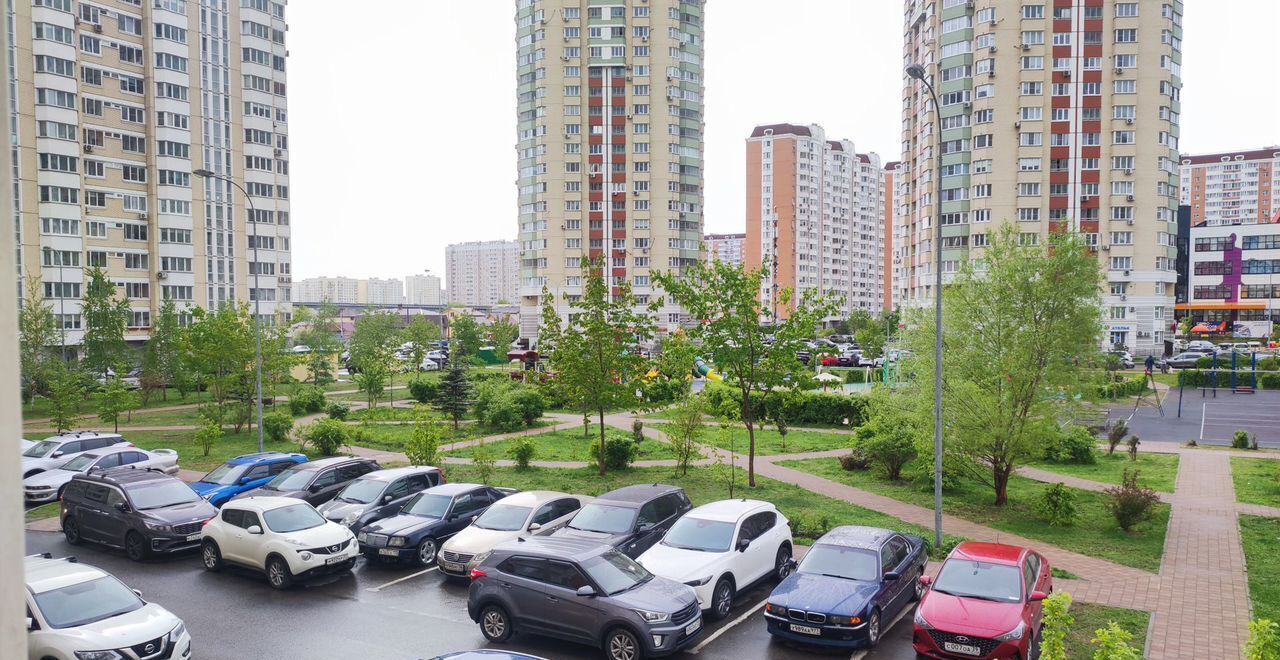 квартира г Москва метро Некрасовка ул Льва Яшина 7 фото 1