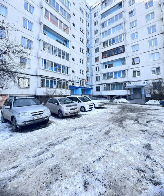 квартира г Иркутск ул Маршала Конева 20 фото 2