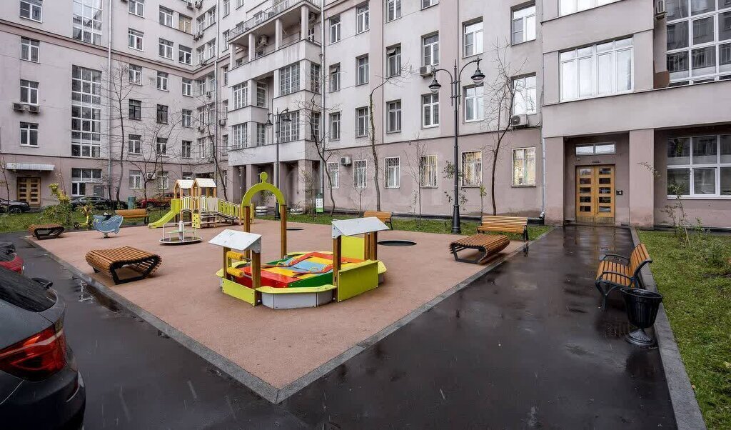 квартира г Москва метро Боровицкая ул Серафимовича 2 фото 24