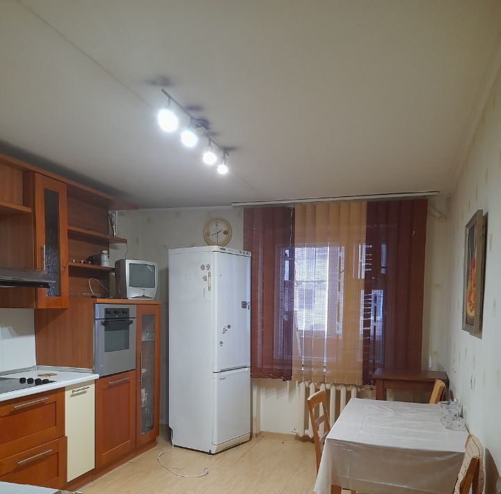 квартира г Екатеринбург Машиностроителей ул Фронтовых бригад 7 фото 6