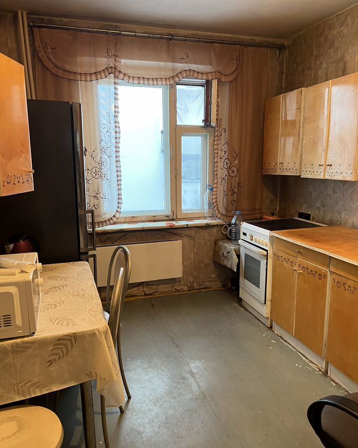 квартира г Новокузнецк р-н Новоильинский ул Космонавтов 10 фото 1