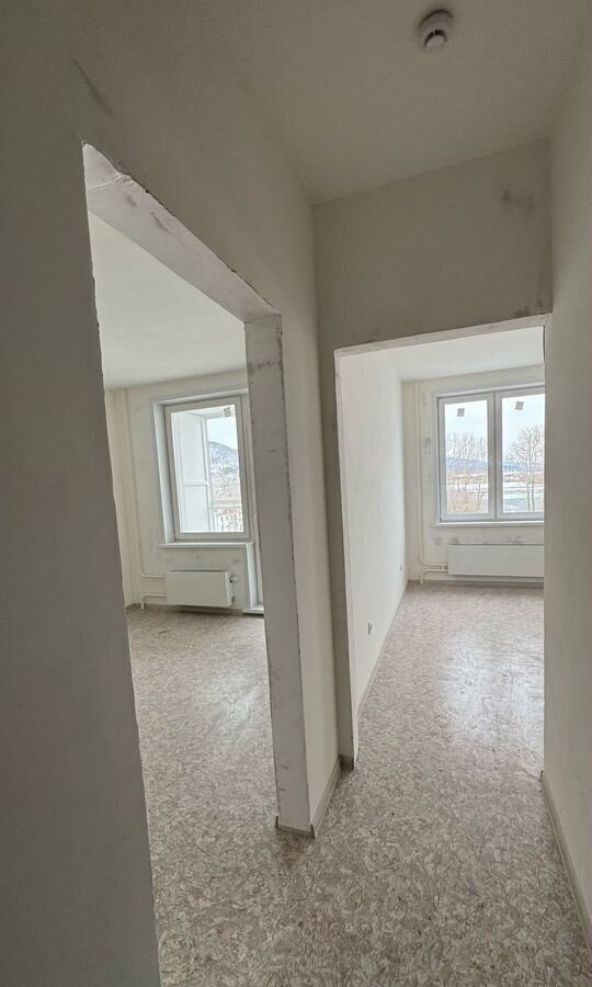 квартира г Красноярск р-н Свердловский ул Лесников 45а фото 2