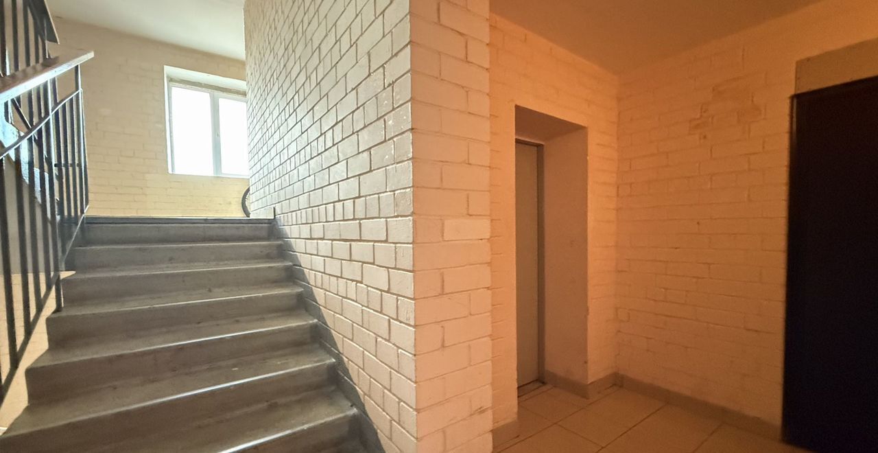 квартира г Киров р-н Октябрьский ул Дзержинского 17 фото 27