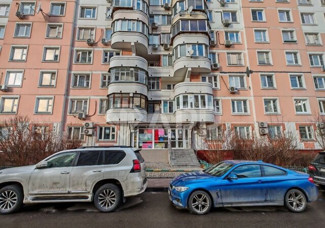 метро Раменки пр-кт Мичуринский 9к/4 муниципальный округ Раменки фото