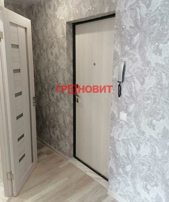 квартира г Новосибирск р-н Дзержинский Золотая Нива ул Доватора 25/1 фото 4