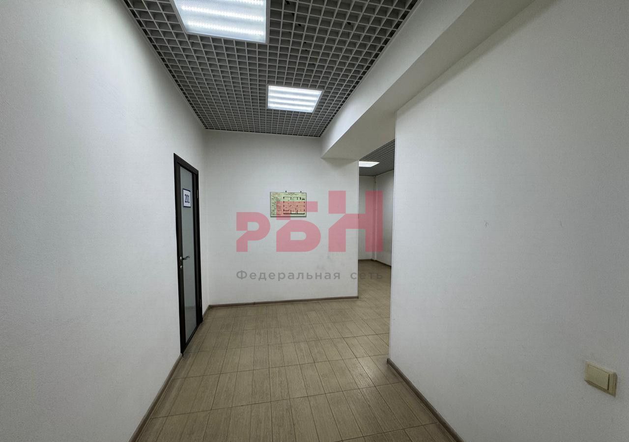 офис г Тюмень р-н Центральный ул Газовиков 33к/1 фото 16