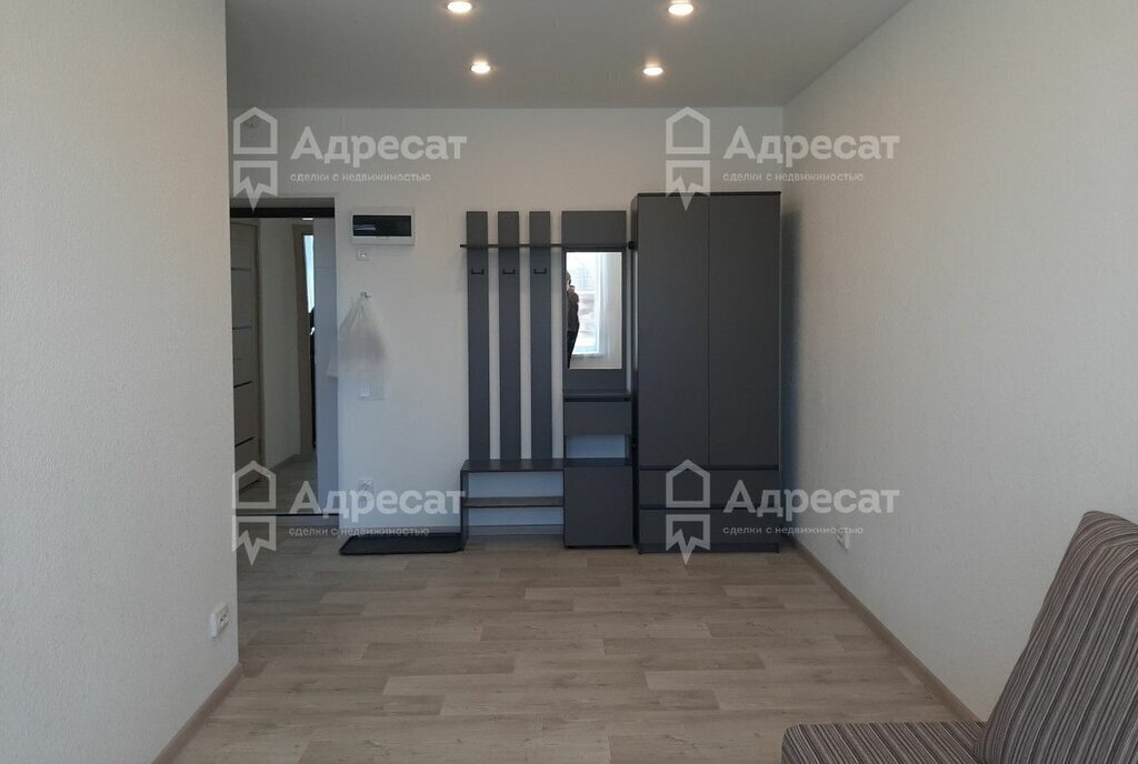 квартира г Волгоград р-н Тракторозаводский ул Тракторостроителей 21/1 фото 3