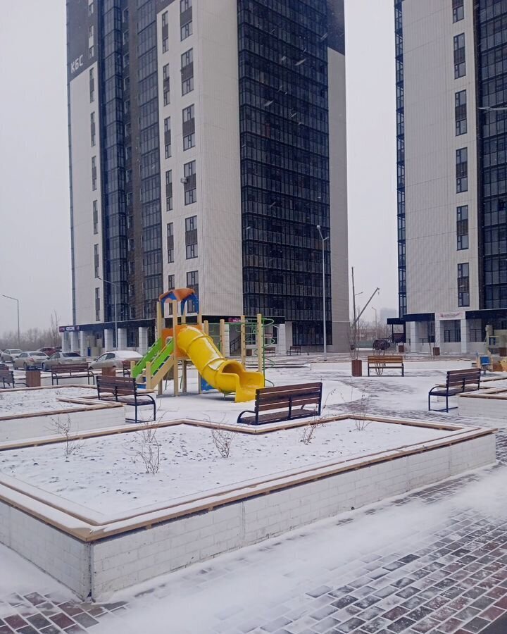 квартира г Красноярск р-н Свердловский ул Судостроительная 31и фото 1