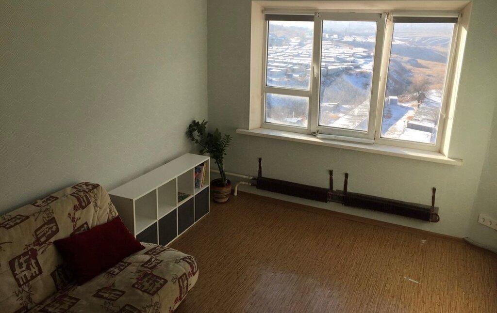 квартира г Волгоград р-н Дзержинский ул Нарвская 10 фото 5