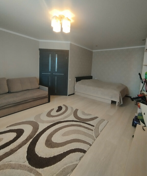 квартира г Сызрань ул Комарова 2 фото 1