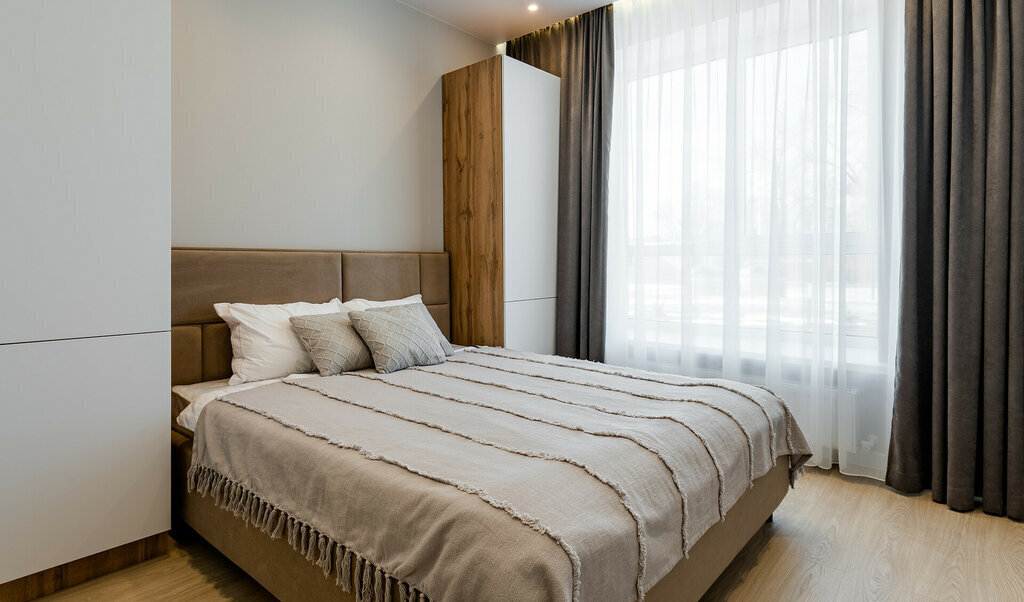 квартира г Астрахань р-н Советский ул Космонавтов 18 с 1 фото 2