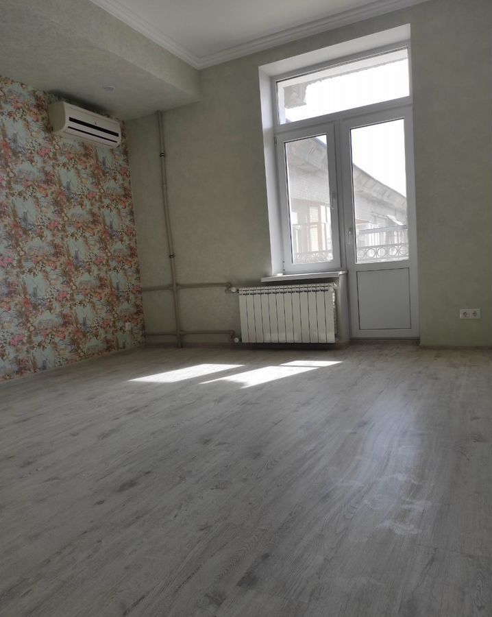 квартира г Саратов р-н Октябрьский ул. имени Н. Г. Чернышевского, 57Б фото 24