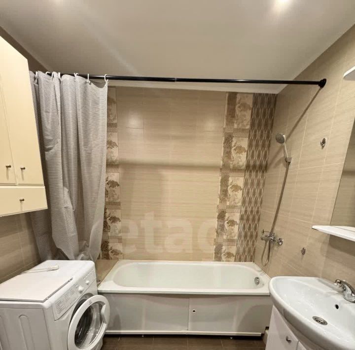 квартира г Тюмень р-н Калининский ул Кремлевская 110к/3 фото 16