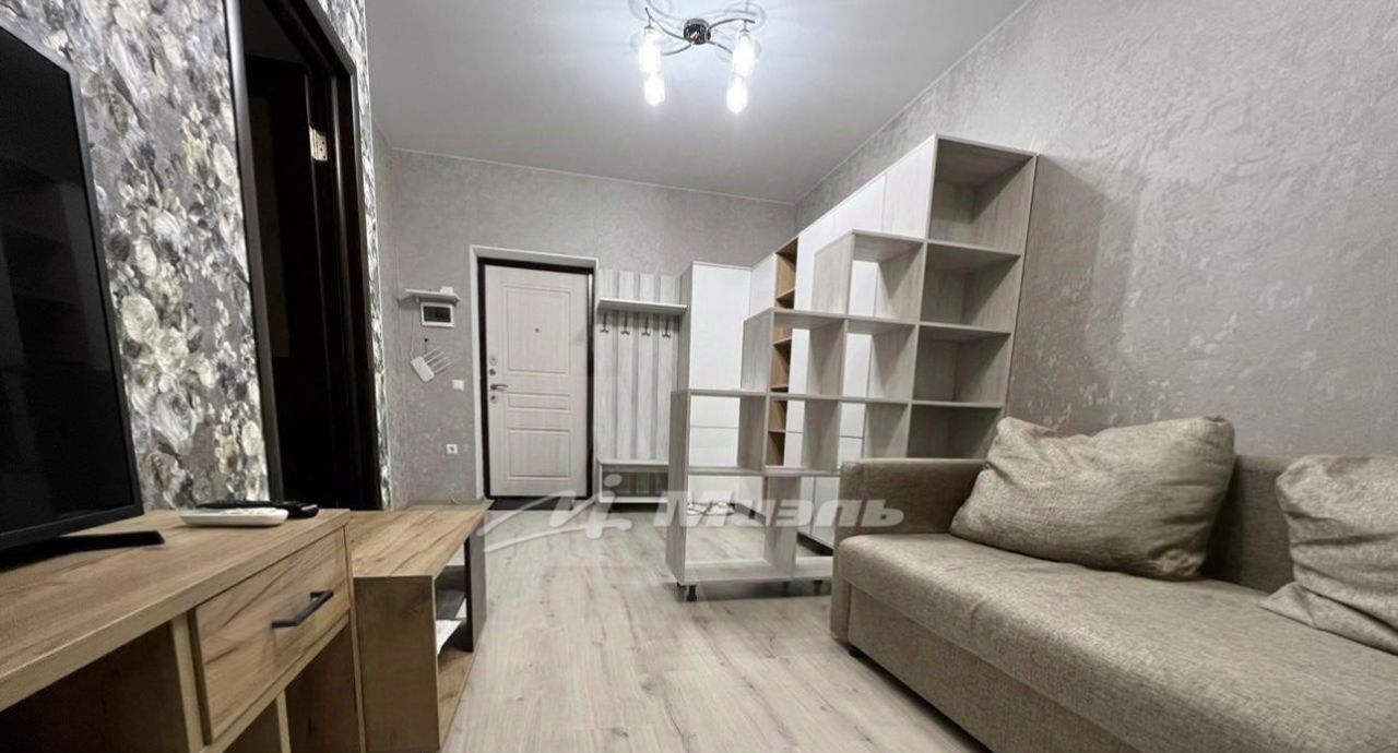 квартира г Симферополь р-н Центральный ул Трубаченко 12б фото 2