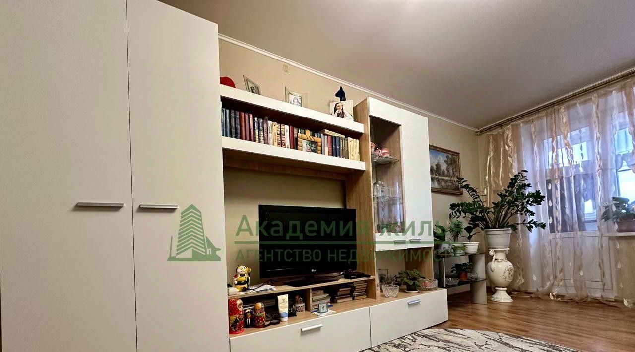 квартира г Саратов р-н Кировский ул. Имени Академика С. Г. Навашина, 3 фото 1