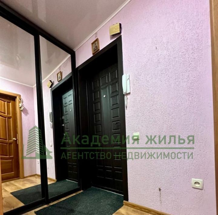 квартира г Саратов р-н Кировский ул. Имени Академика С. Г. Навашина, 3 фото 13