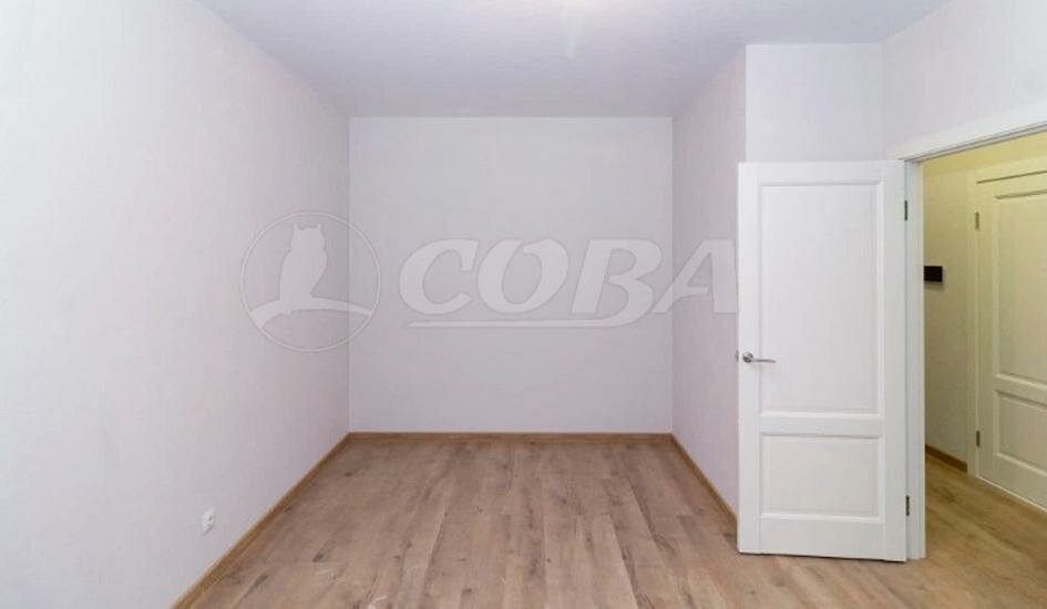 квартира г Тюмень ул Фармана Салманова 21 фото 2