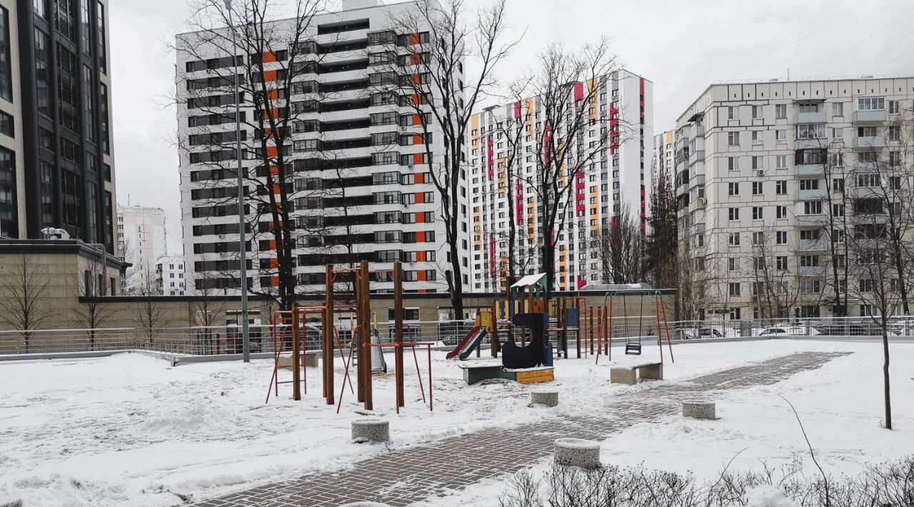 квартира г Москва метро Молодежная ш Рублёвское 107 фото 30