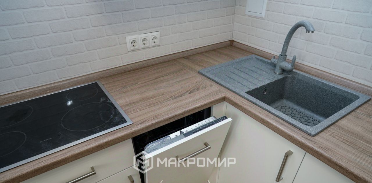 квартира г Казань ул Рауиса Гареева 102к/2 Проспект Победы фото 6