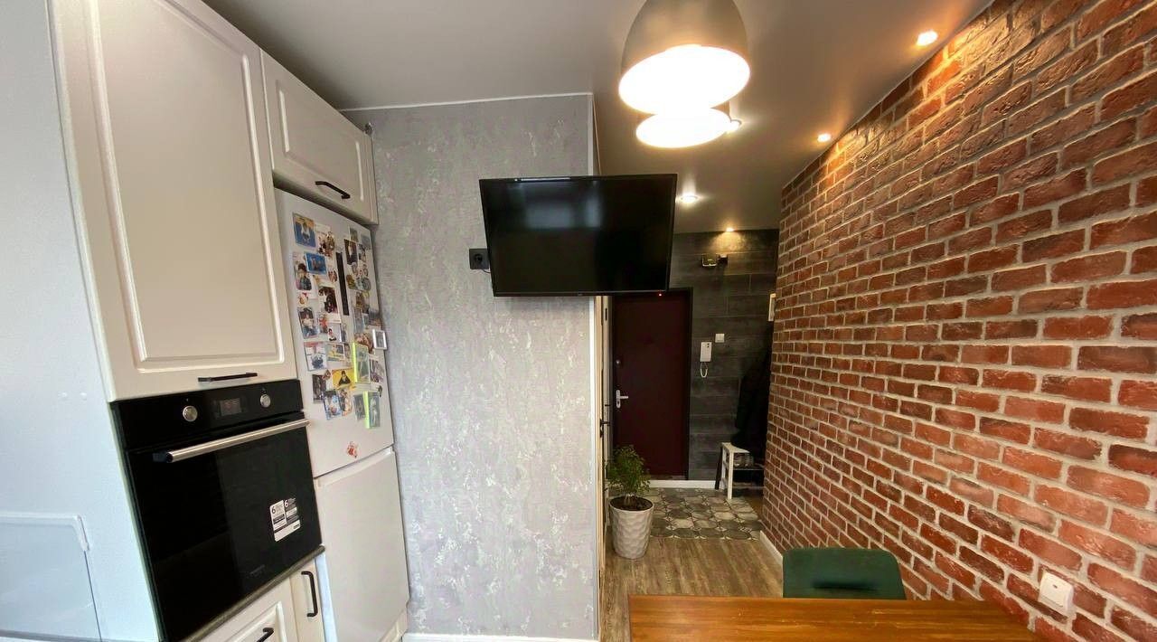 квартира г Великий Новгород пр-кт Александра Корсунова 40к/4 фото 4