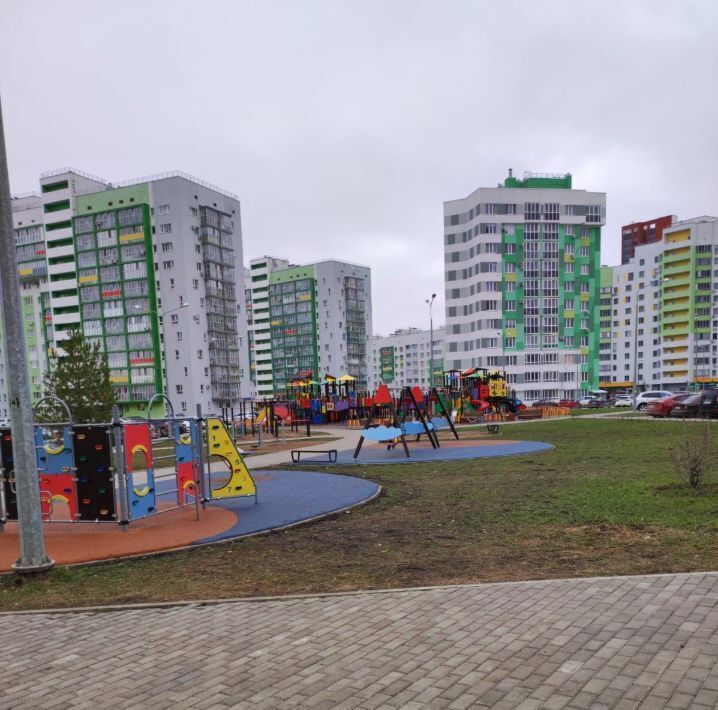 квартира г Уфа р-н Демский б-р Яркий 5 фото 13