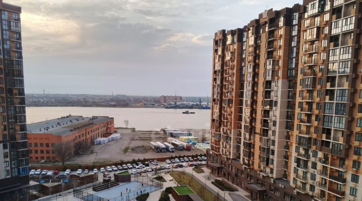 квартира г Астрахань р-н Кировский ул Набережная Приволжского затона 20в фото 33