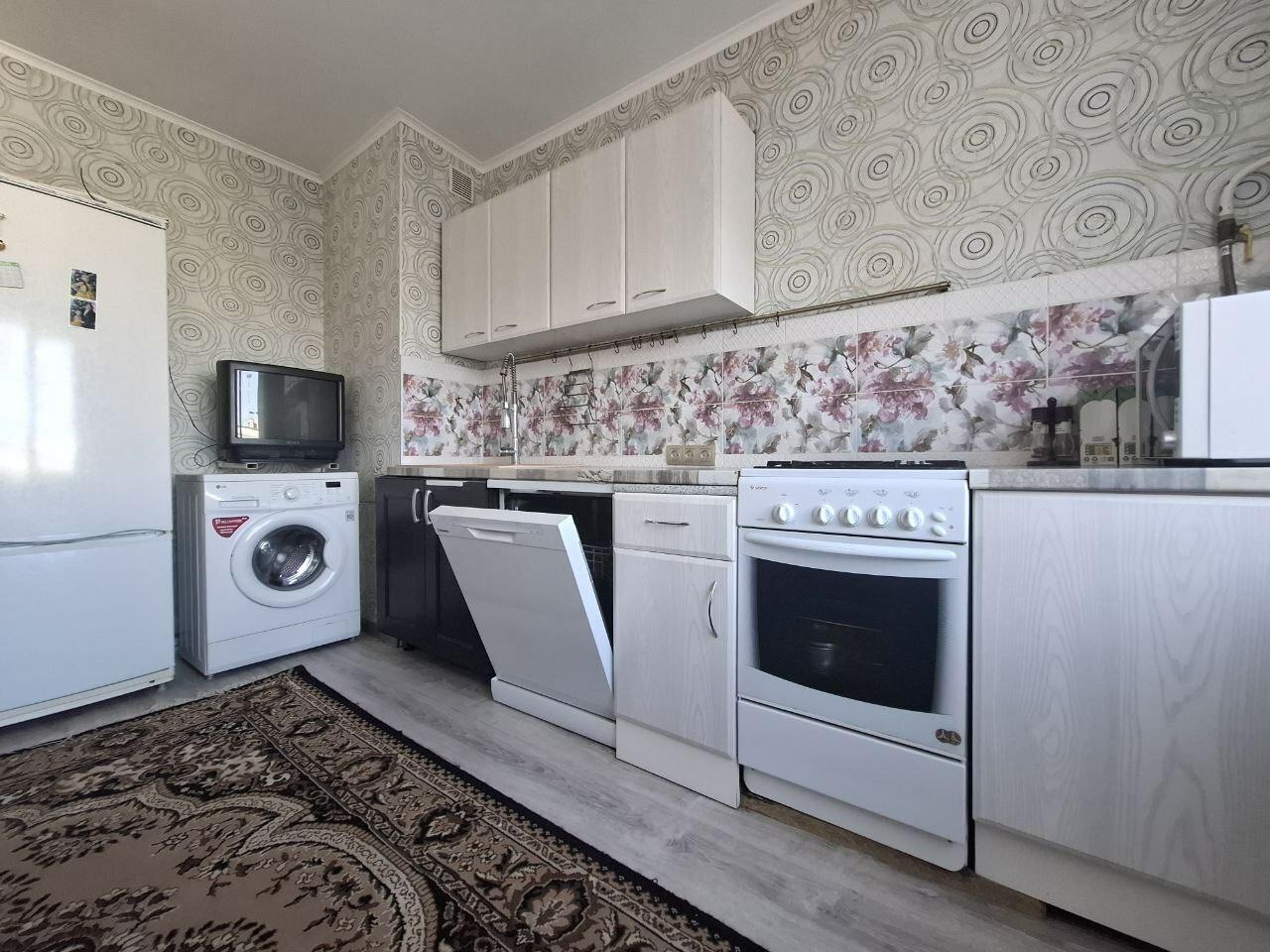квартира г Оренбург р-н Центральный Ялтинская улица, 51/1 фото 4