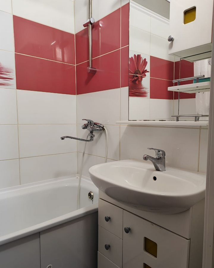 квартира г Красноярск р-н Октябрьский ул Ладо Кецховели 75а фото 7