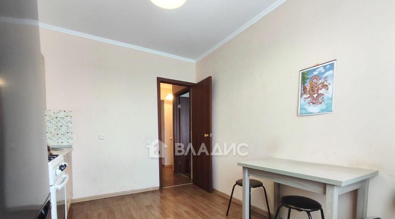 квартира г Калуга р-н Ленинский ул Братьев Луканиных 23 фото 4
