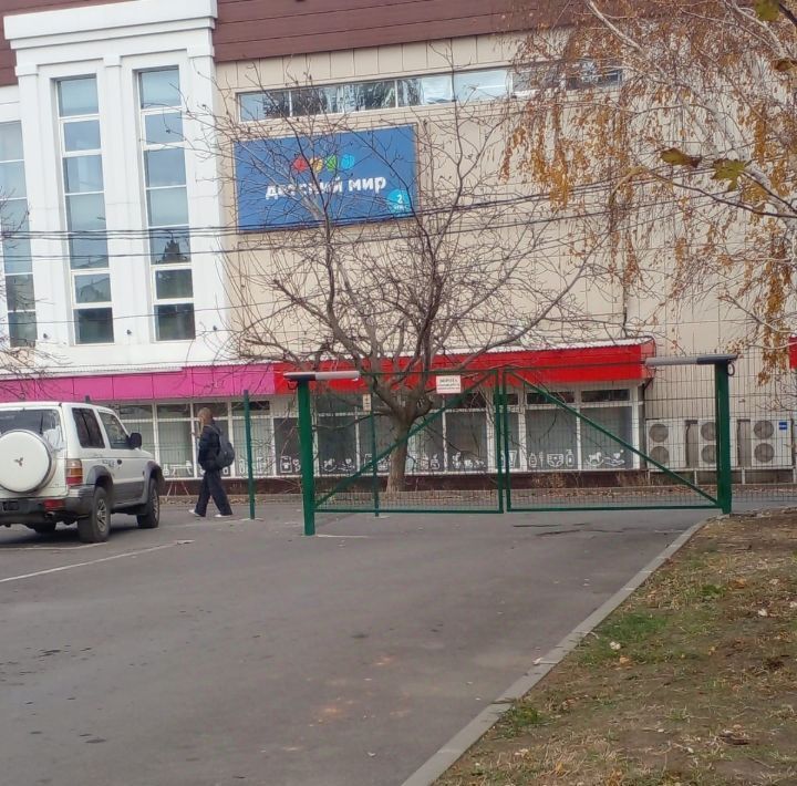 квартира г Азов пл Петровская Азовский район фото 9