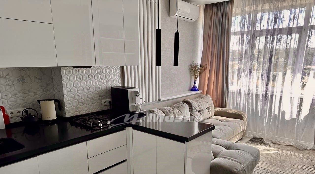 квартира г Симферополь р-н Центральный ул Крылова 36 фото 1