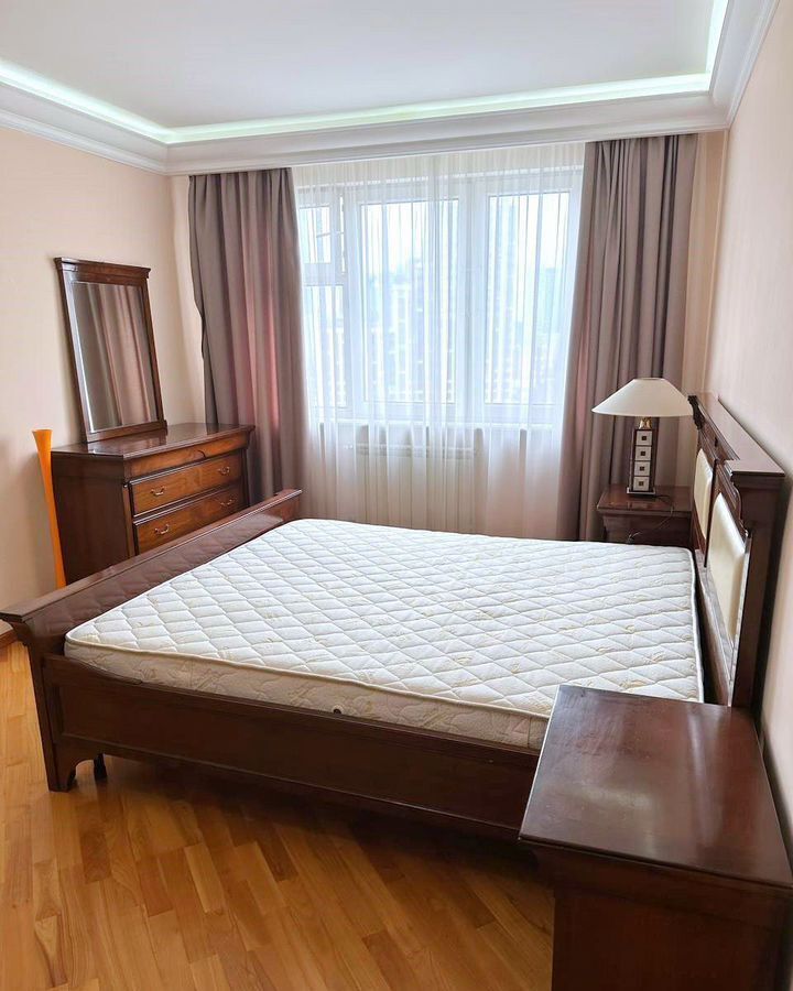 квартира г Москва метро Деловой центр ул Сергея Макеева 1 фото 5