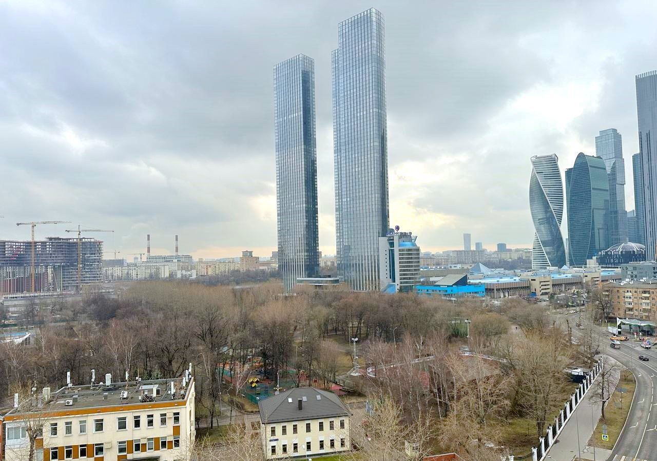 квартира г Москва метро Деловой центр ул Сергея Макеева 1 фото 7