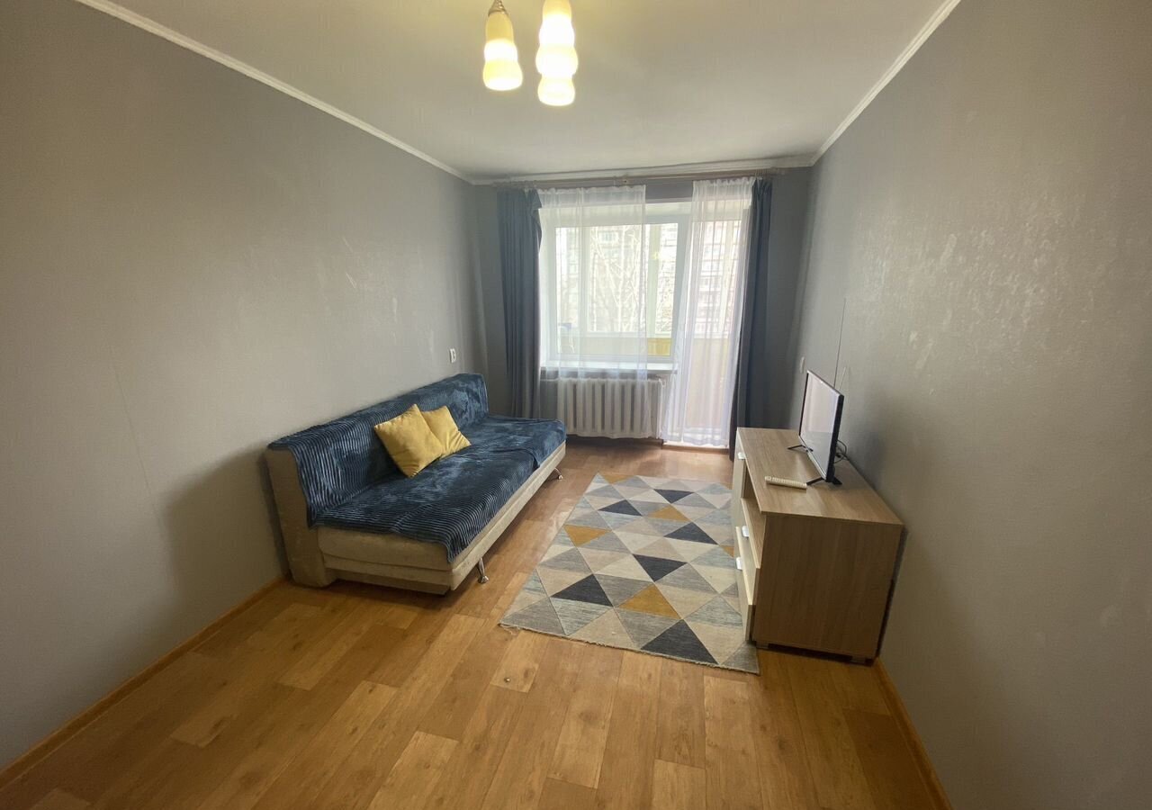 квартира г Тюмень р-н Центральный ул Мельникайте 50 фото 2
