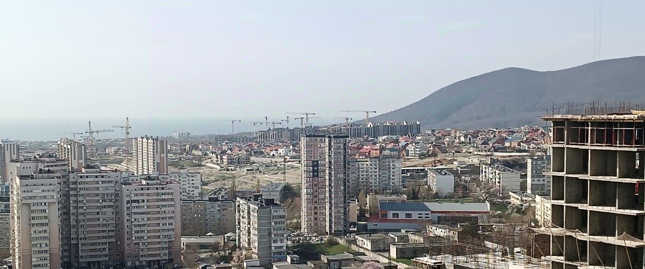 квартира г Новороссийск р-н Центральный ул Куникова 47г фото 3
