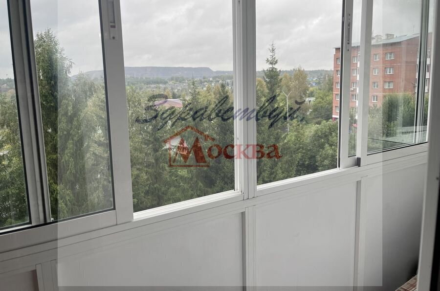 квартира г Кемерово ул Ленина 4 фото 3