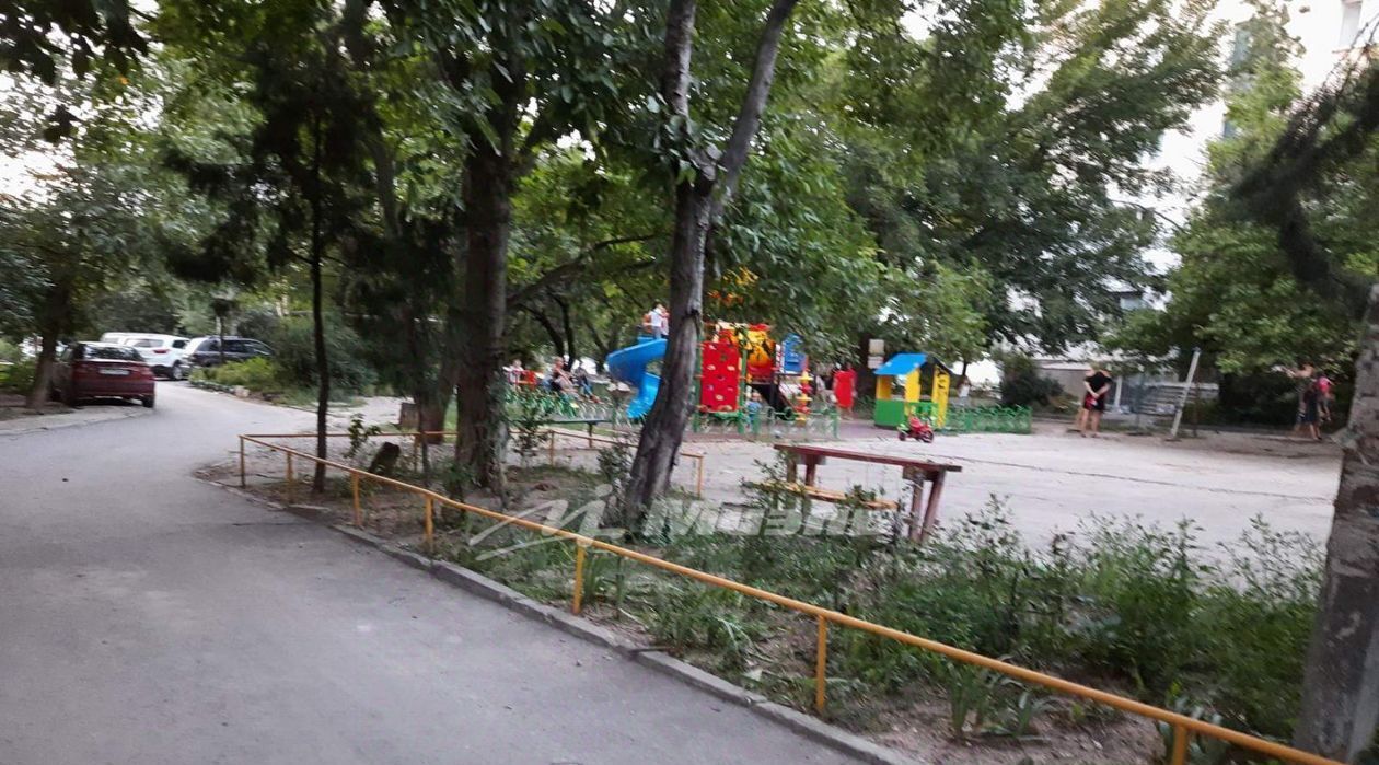 квартира г Симферополь р-н Железнодорожный ул Ракетная 12 фото 1
