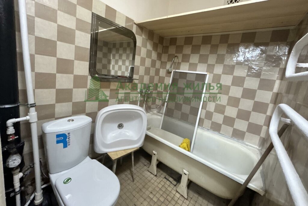квартира г Саратов ул 4-я Нагорная 25 фото 8